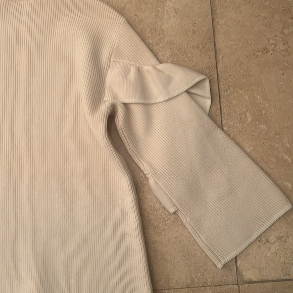 Tory Burch Ashley Ruffled Bell Sleeves Pullover Cream Sweater Size XS - Picture 13 of 13